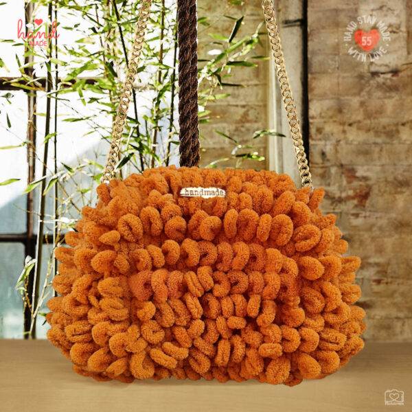 Τσάντα χειροποίητη PUFFY 20x25 εκ.