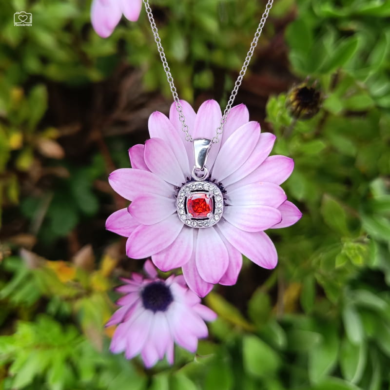 Stainless Steel Necklace with Square Red Rosette Pendant 10mmcklace-stainless-steel Stainless steel necklace with red square stone rosette pendant