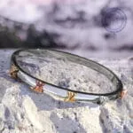 Trinity X Bracelet Προσθέστε το σε οποιοδήποτε ντύσιμο, συνδυάστε το με χρυσό, ασήμι, ροζ χρυσό, καθημερινό και πιο ιδιαίτερο. Το βραχιόλι Trinity X είναι πασπαρτού σε όλες σας τις εμφανίσεις!