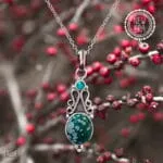 Μενταγιόν Turquoise Temple Necklace από ασήμι 925 με ημιπολύτιμες πέτρες τυρκουάζ και ασημένια 925 αλυσίδα 45cm