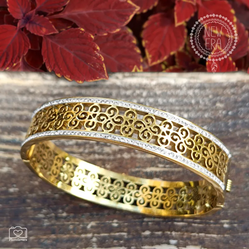 Βραχιόλι ατσάλινο χειροπέδα δαντέλα με σαμπάλα χρυσό Oriental Bracelet BF03.00012