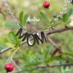 Ατσάλινο κολιέ Pure Mom Necklace με αλυσίδα 45cm και στοιχείο “MOM” 9mm, ιδανικό δώρο για μητέρα