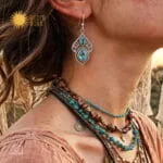 Σκουλαρίκια από ασήμι 925 με πέτρες Blue Topaz σε σχήμα νύχι 3x5mm και δάκρυ 8x10mm